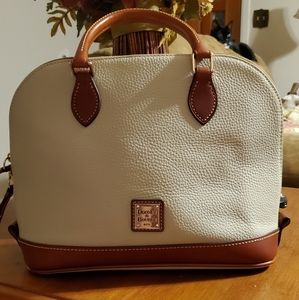 D&B zip zip satchel